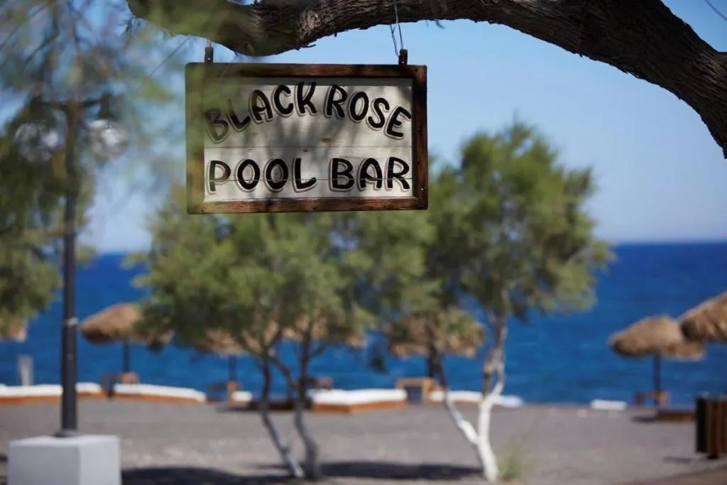 Bar, Black Rose Suites, Santorini