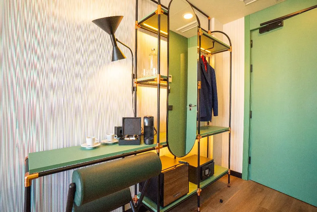 DOUBLE SUPERIOR WITH TERRACE Room, Akeah Hotel Gran Via, Madrid