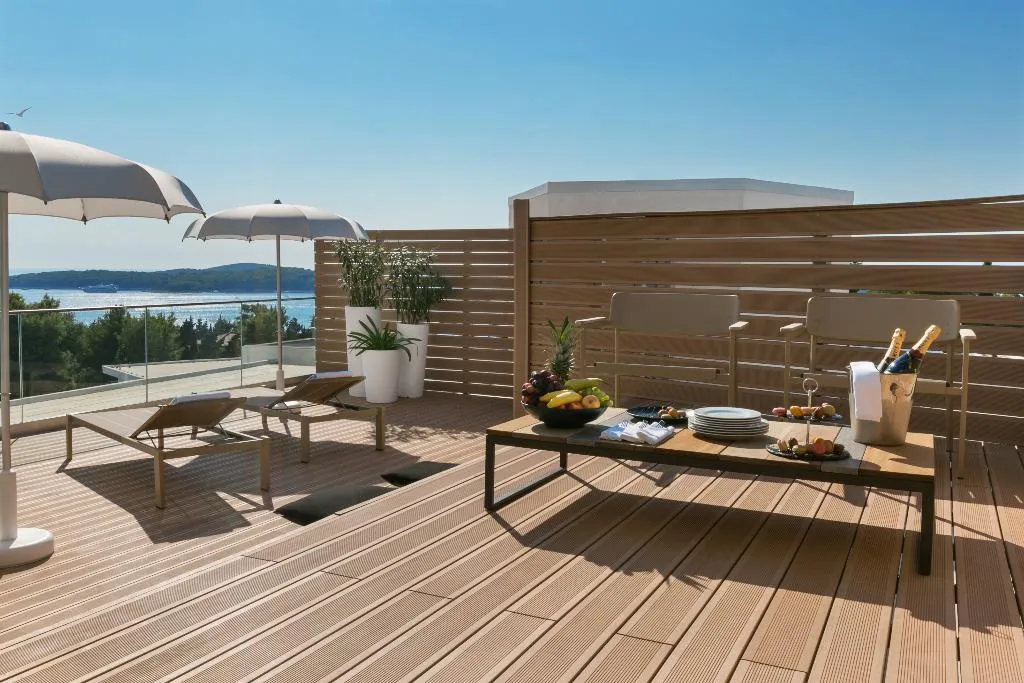 SUITE DELUXE ONE BEDROOM Room, Amfora Hvar Grand Beach Resort, Split