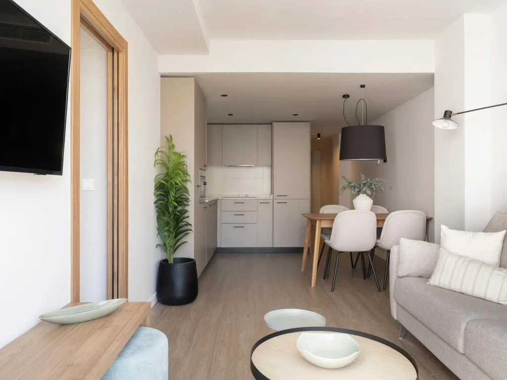 APARTMENT SUPERIOR WITH BALCONY Room, Meral Units, Costa Del Sol