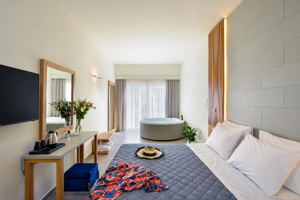 DOUBLE DELUXE Room, Elia Platanias, Crete