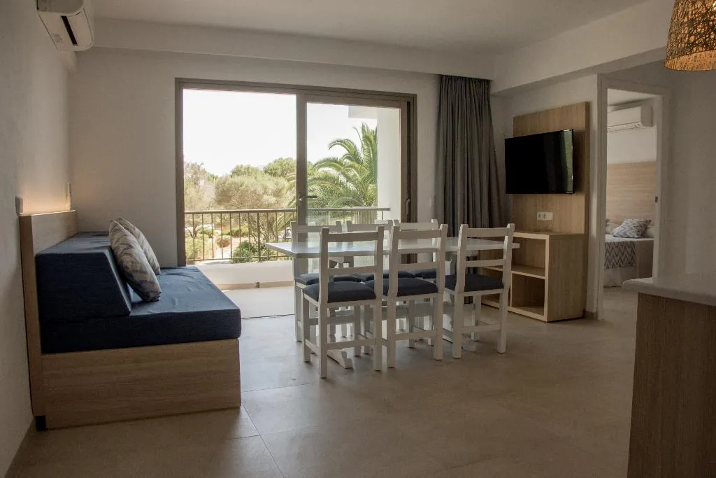 APARTMENT SUPERIOR TWO BEDROOMS Room, Sol Naixent-Bonaire, Majorca