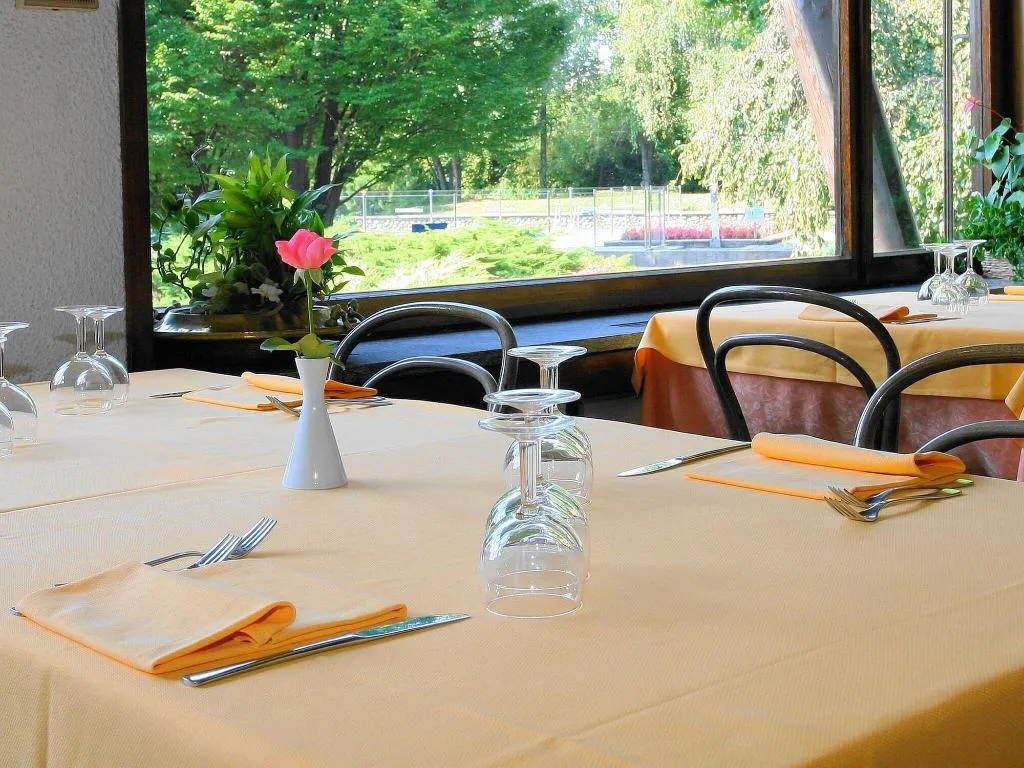 Restaurant, Golf Hotel Resort, Milan