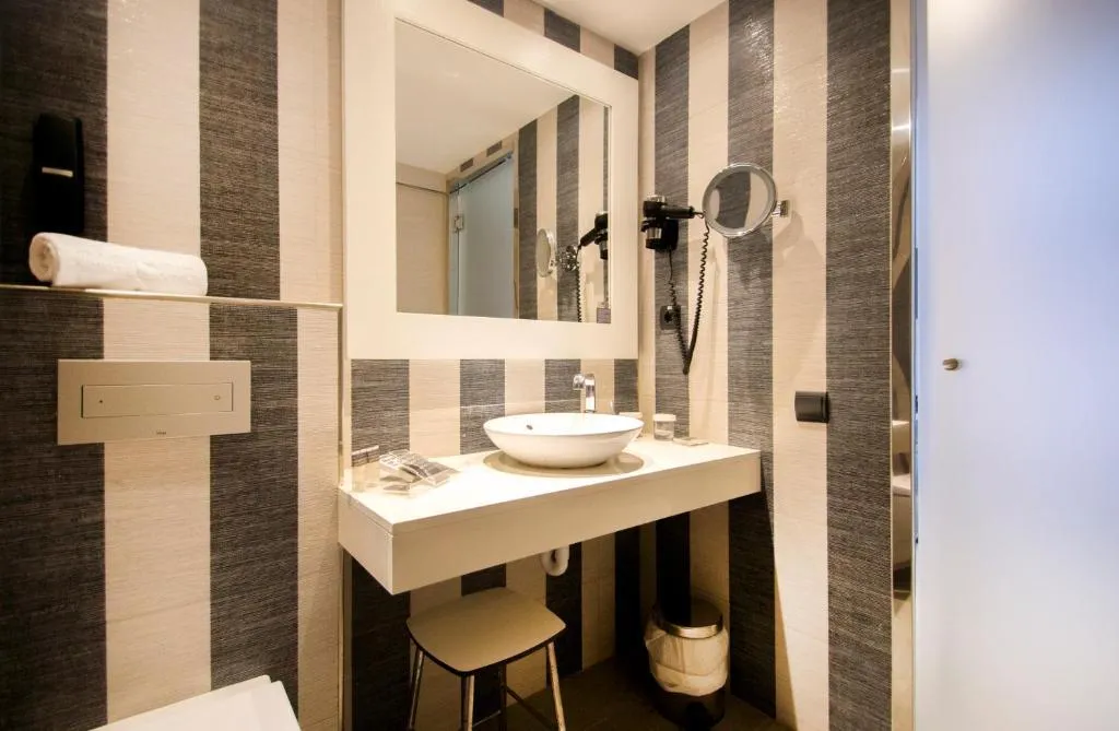 SINGLE MOUNTAIN VIEW Room, Catalonia Del Mar, Majorca