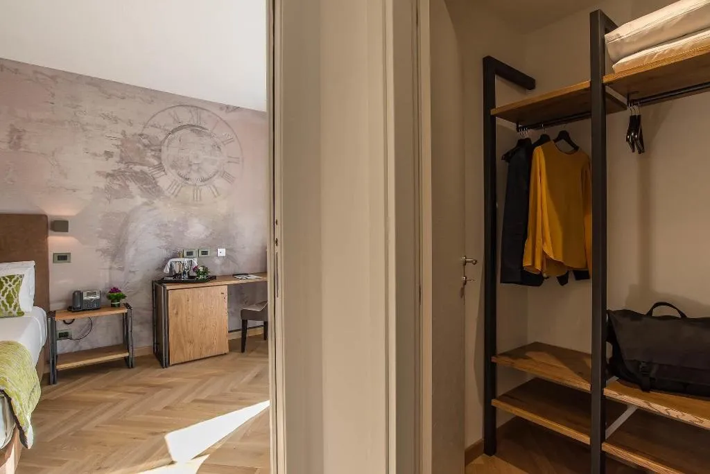 Room, Navona Essence Hotel, Rome