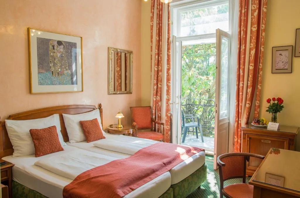 DOUBLE CLASSIC Room, Hotel Park Villa, Vienna