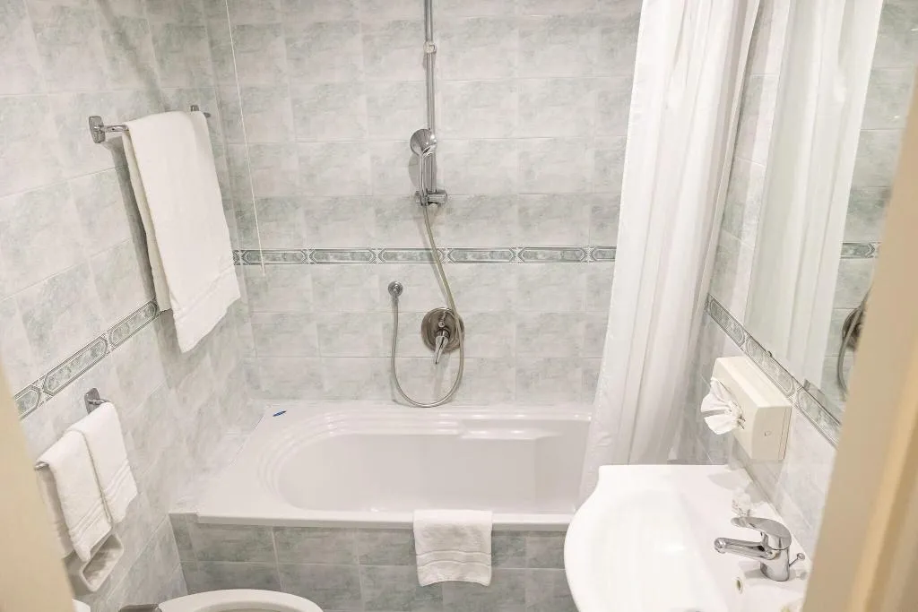 Room, Hotel Cristina, Naples