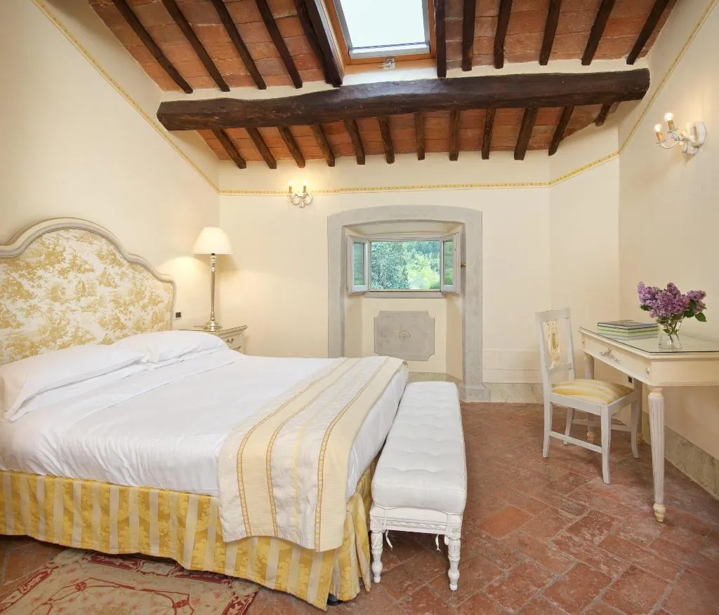 Room, Villa Di Piazzano, Perugia
