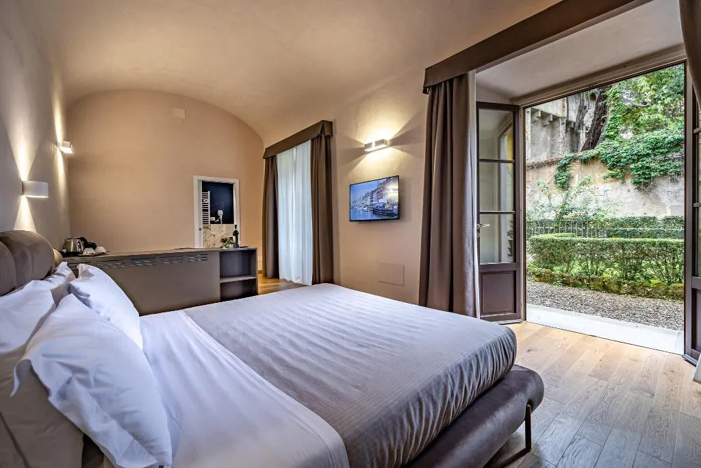 Double or Twin SUPERIOR GARDEN VIEW Room, Hotel La Scaletta, Florence