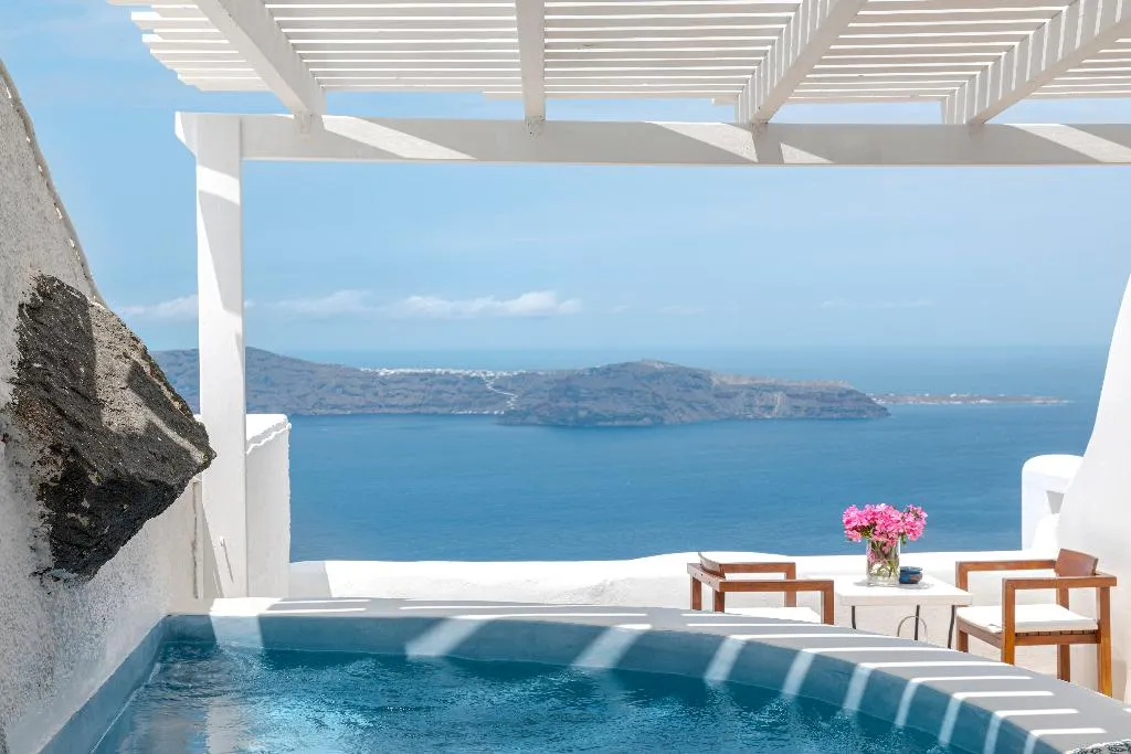 STUDIO DELUXE Room, Afroessa Hotel, Santorini
