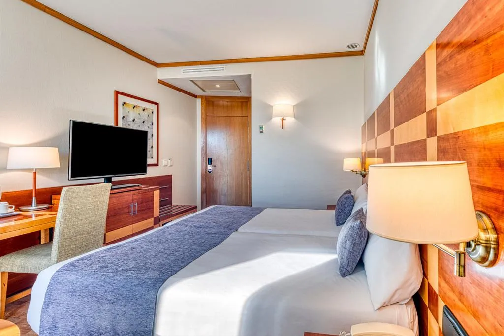 DOUBLE STANDARD Room, Senator Parque Central Hotel, Valencia