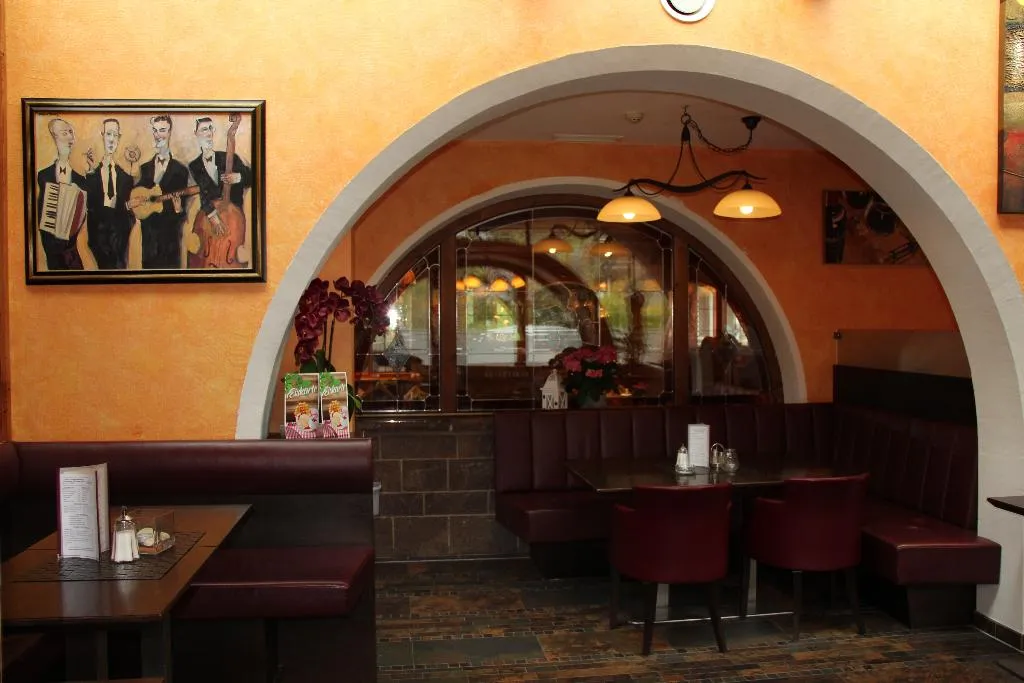 Bar, Tyrolis, Innsbruck