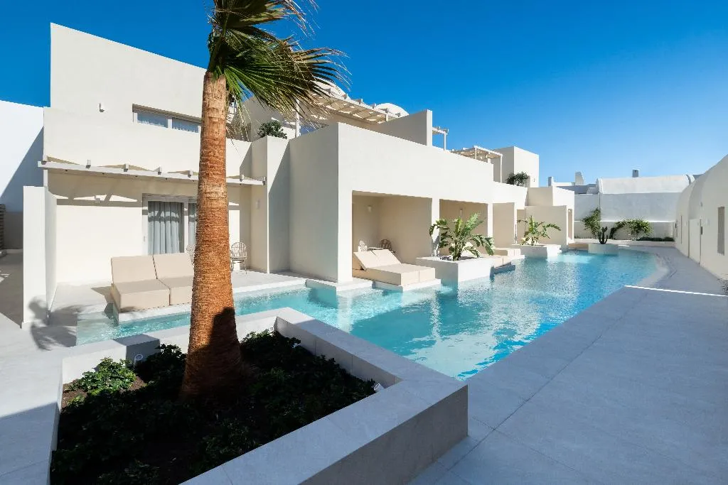 Pool, Heyday Luxury Suites, Santorini