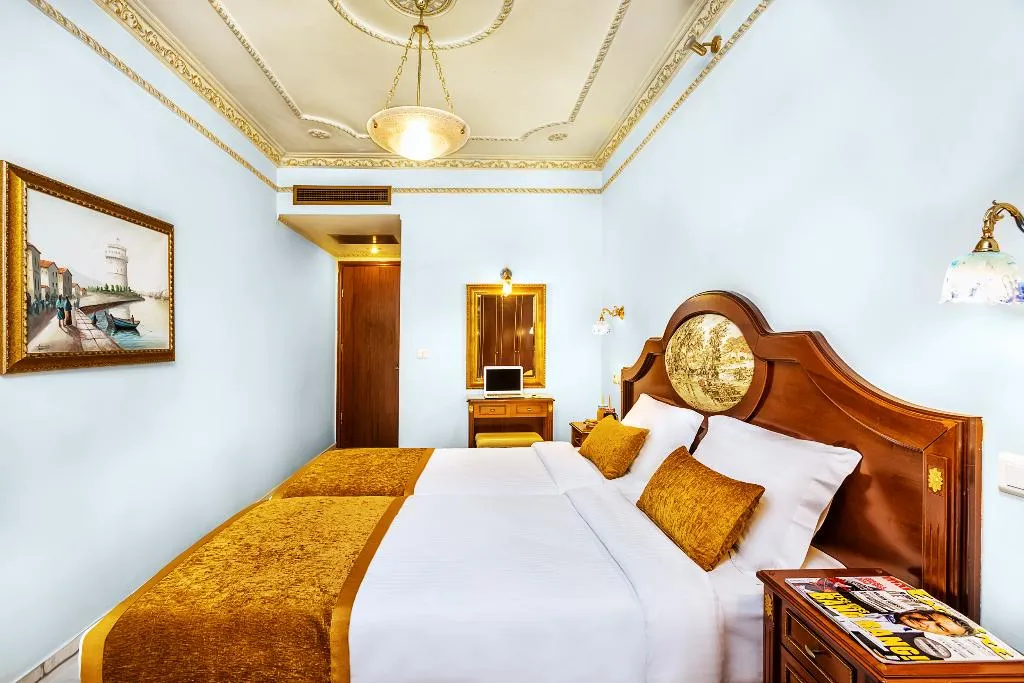 TWIN CITY VIEW Room, Imperial Palace | Classical Hotel Thessaloniki, Halkidiki