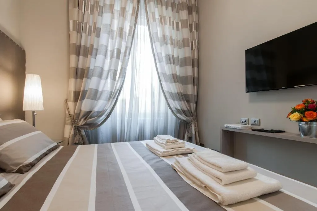 Room, Brera Prestige B&B, Milan