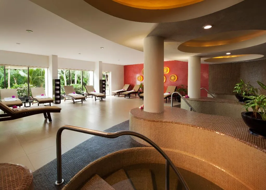 Sports and Entertainment, El Dorado Seaside Palms Spa Resort-All Inclusive, Cancun Area