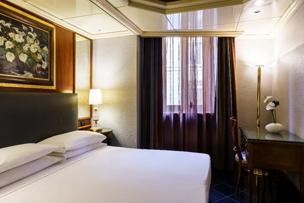 Double or Twin STANDARD Room, Valadier, Rome