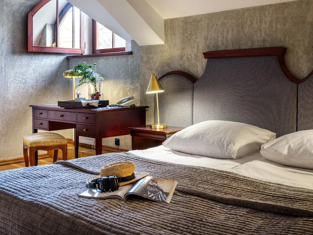 DOUBLE STANDARD Room, Hotel Maltanski, Krakow
