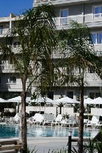 Naos Luxury Resort, Kavaje