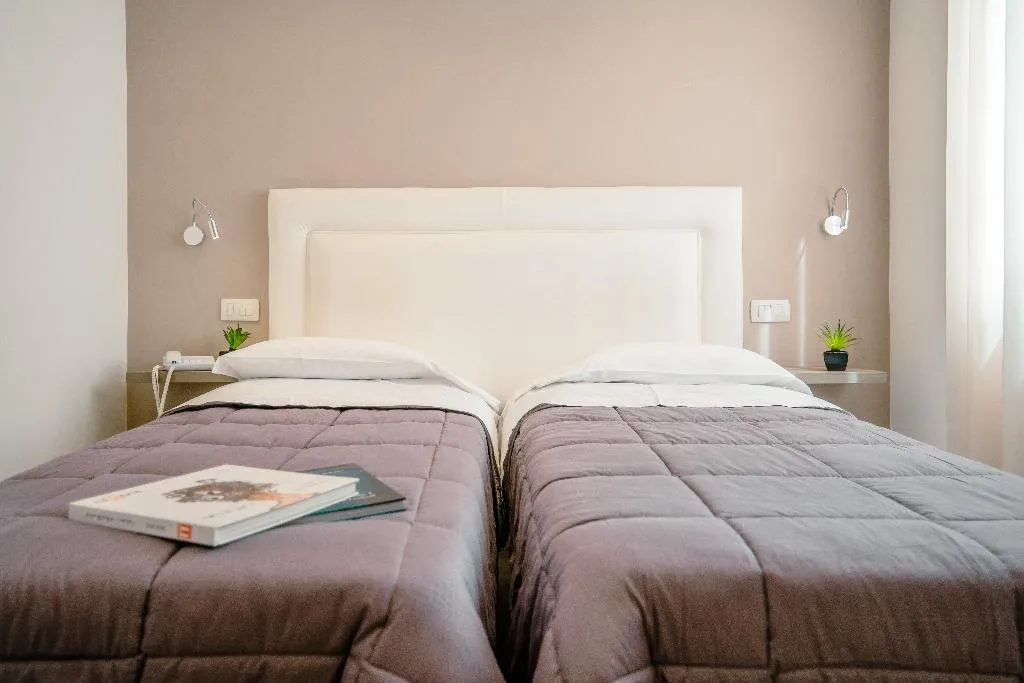 TWIN DELUXE Room, Hotel Bruman Salerno, Naples