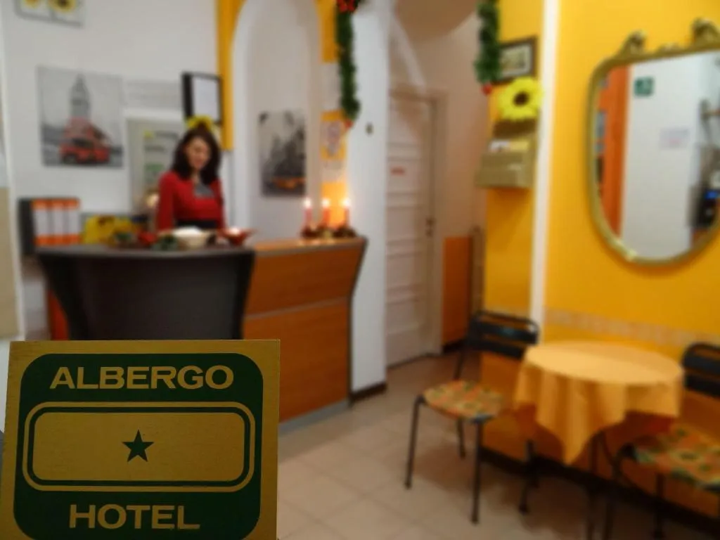 Lobby, Hotel Amendola Fiera, Milan