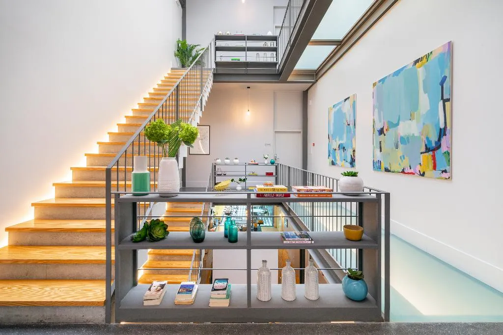 HOME EIGHT BEDROOMS WITH MORE THAN THREE BATHROOMS Room, Canto De Luz, Porto