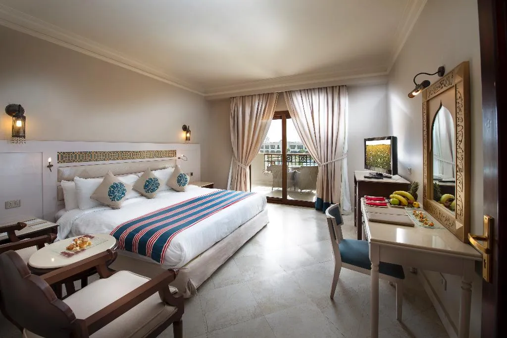 FAMILY ROOM STANDARD Room, Sunrise Arabian Beach Resort -Grand Select-, Red Sea Riviera