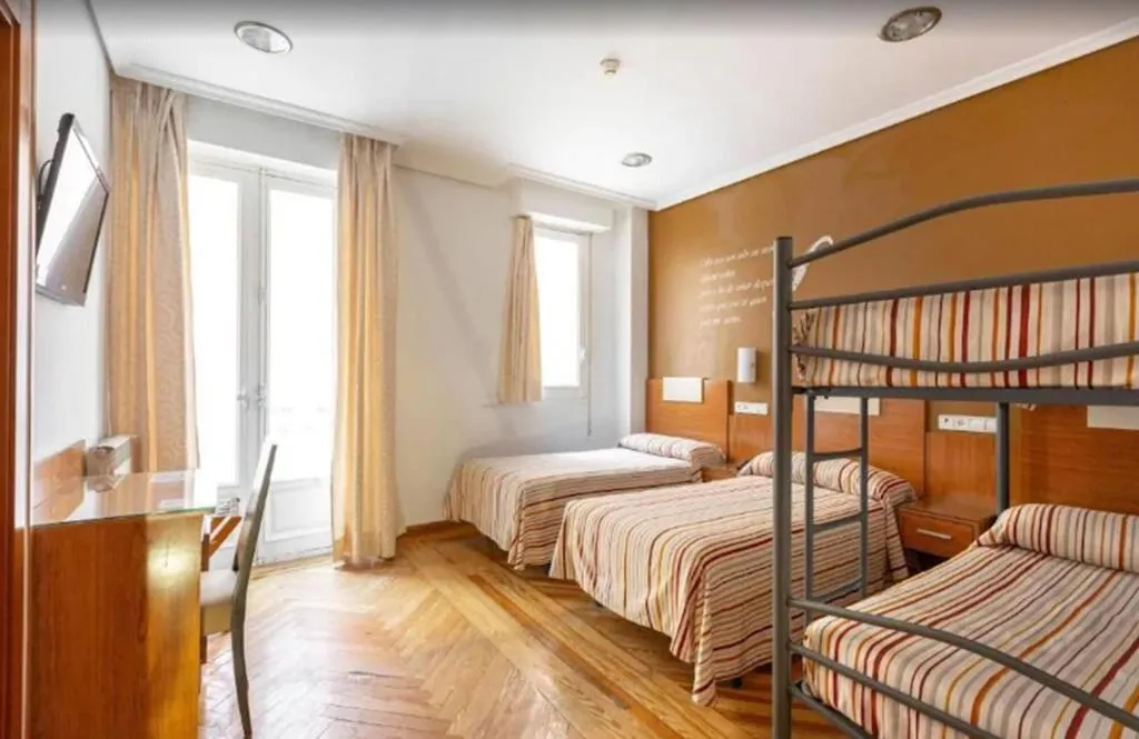 Room, Hostal Abadía Madrid, Madrid