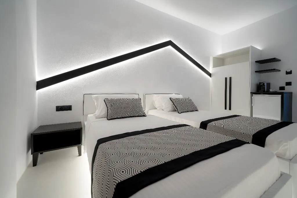 Double or Twin COMFORT Room, Divelia, Santorini