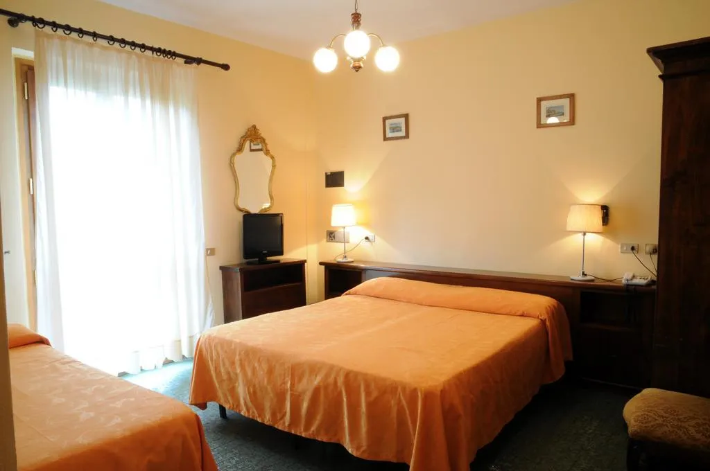 TRIPLE STANDARD Room, Villa Bonelli, Florence