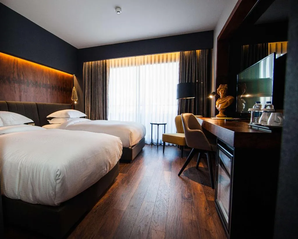 Room, Doubletree By Hilton Izmir Airport, Izmir
