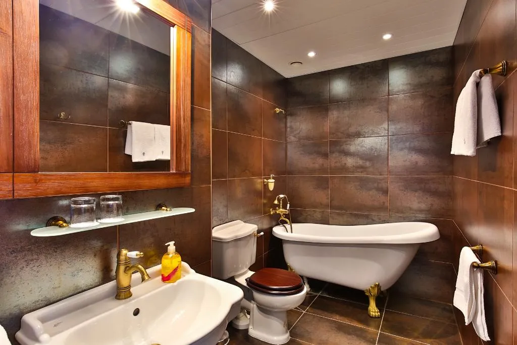 JUNIOR SUITE STANDARD Room, St. Barbara, Tallinn