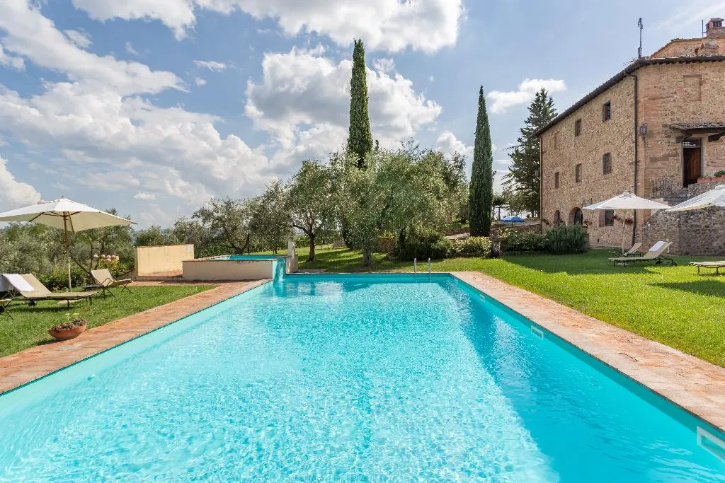 Pool, Fattoria Querceto, Florence
