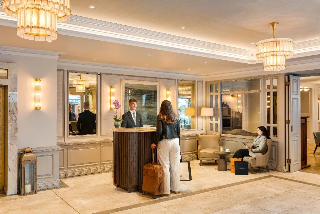 Lobby, Brooks, Dublin