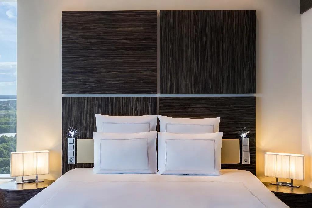 DOUBLE EXECUTIVE KING BED Room, Swissotel Tallinn, Tallinn