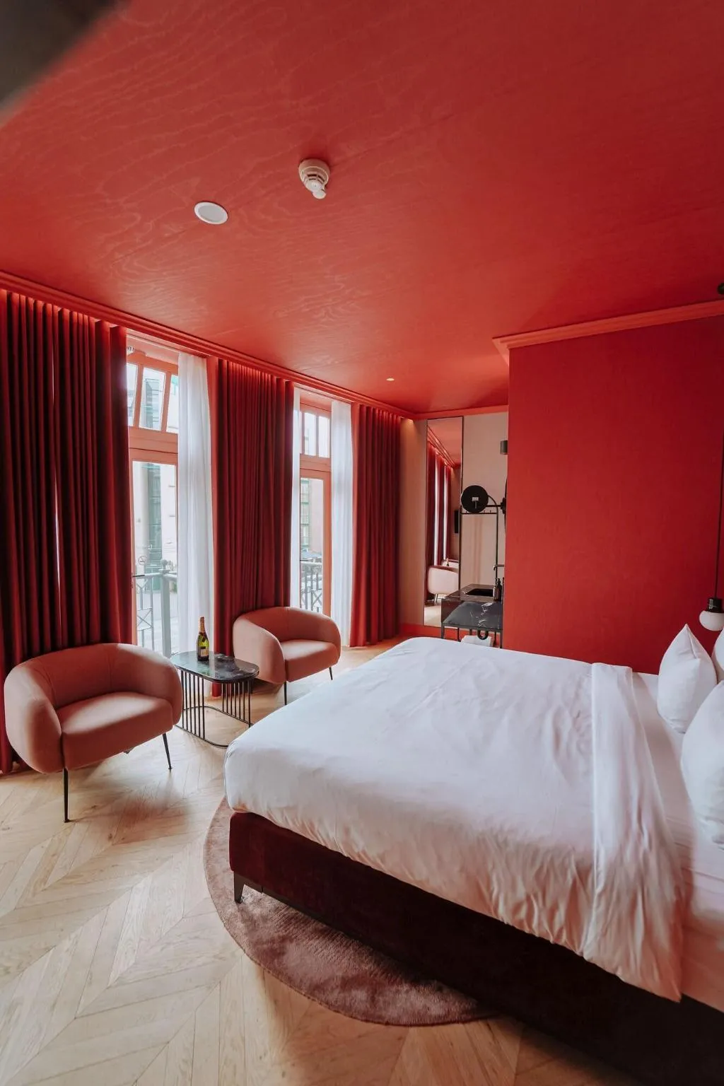 Room, The Highlander, Amsterdam