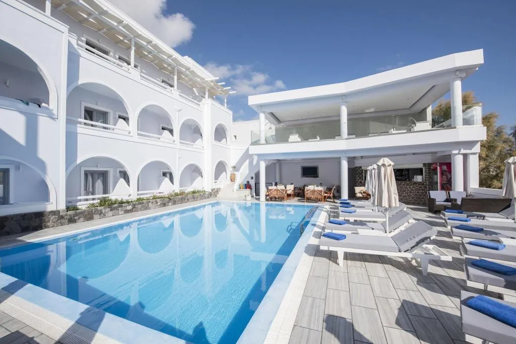 Pool, Blue Waves, Santorini