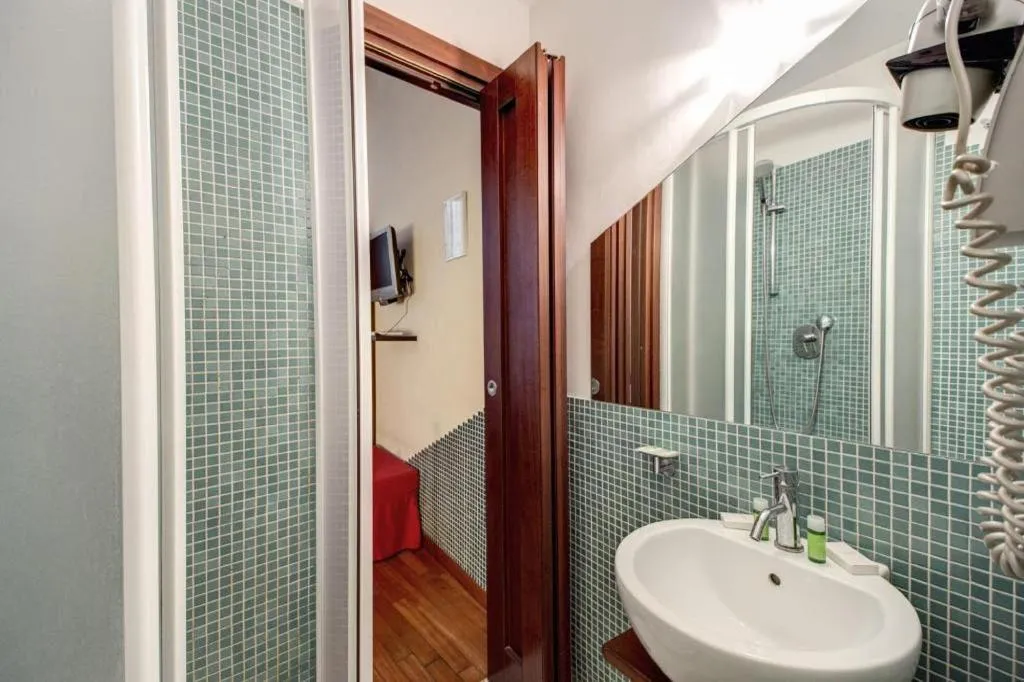 Room, Nova Domizia, Rome