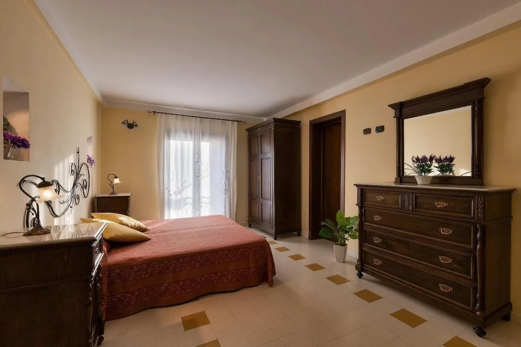 Room, Casa Manzella, Palermo