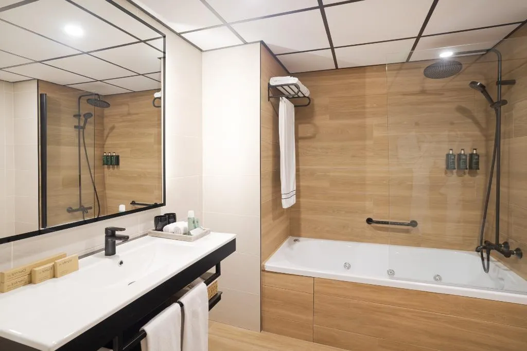 JUNIOR SUITE PREMIUM SEA VIEW Room, Melia Alicante, Costa Blanca