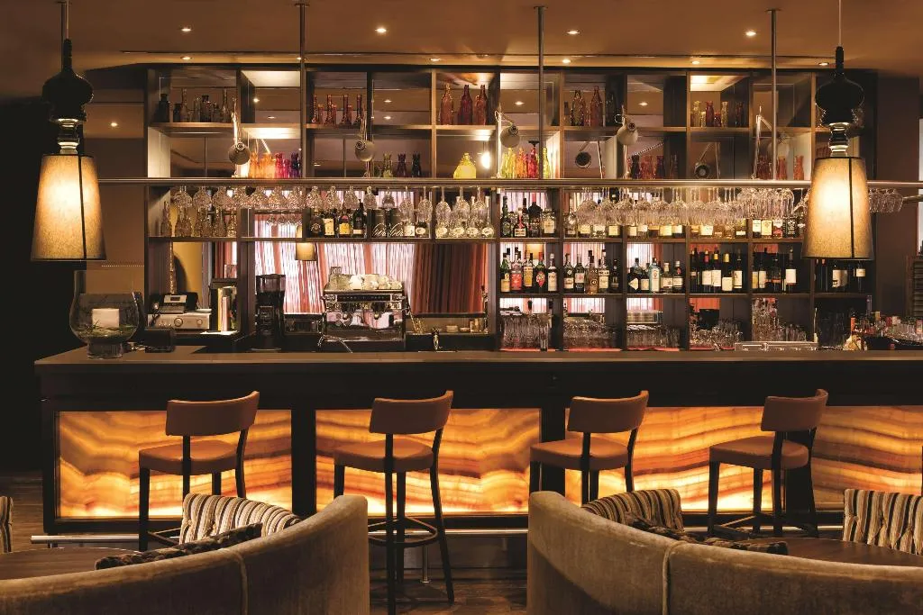 Bar, Adina Apartment Hotel Berlin Checkpoint Charlie, Berlin