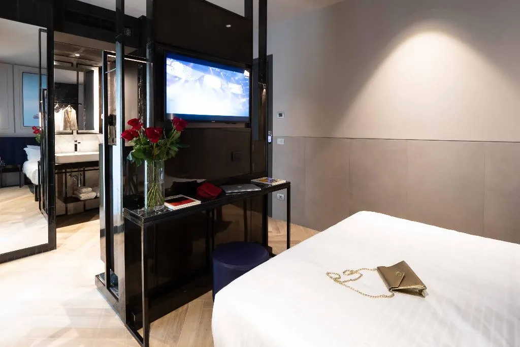 Room, Heart Hotel, Milan
