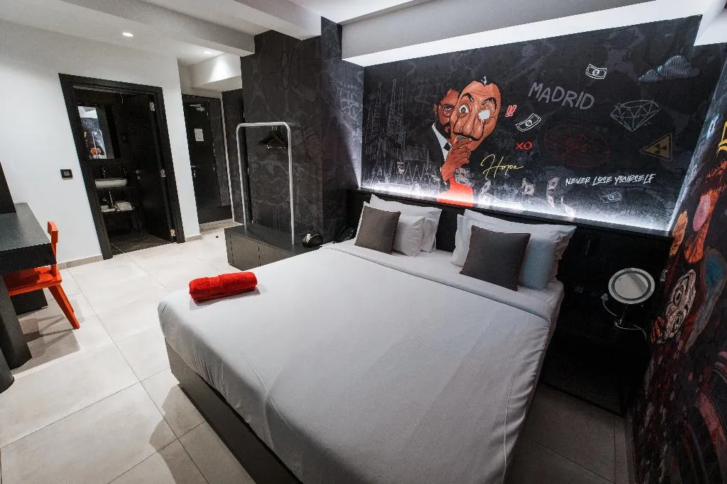 Double or Twin DELUXE WITH JACUZZI Room, So City Hotel, Malta