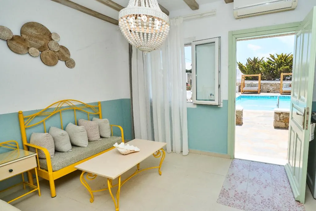 Double or Twin SUPERIOR POOL VIEW Room, Bellissimo Resort, Mykonos