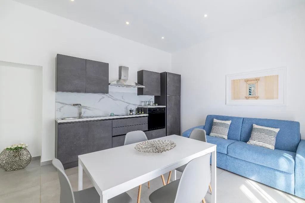 SUITE CLASSIC TWO QUEEN BEDS Room, Case Vacanza Loria, Palermo