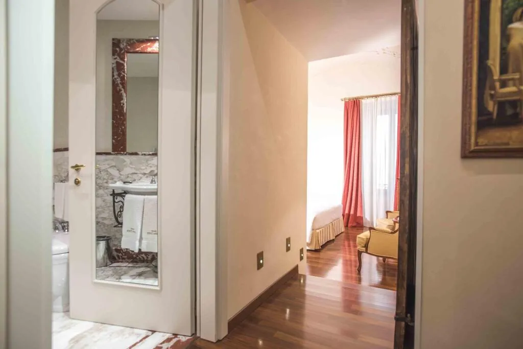 DOUBLE DELUXE Room, Golden Tower Hotel & Spa, Florence