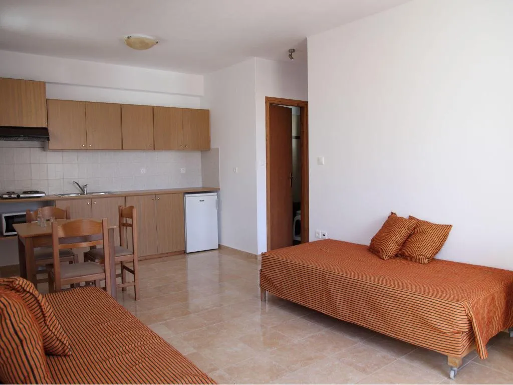 APARTMENT SIDE SEA VIEW Room, Ilian Beach, Crete