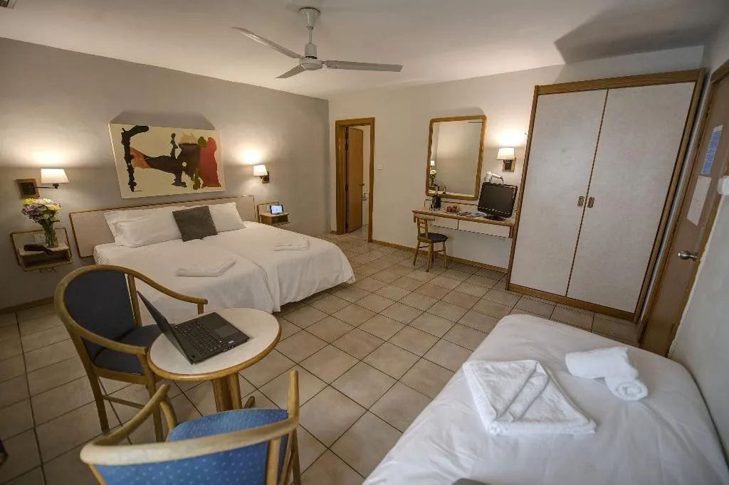 TRIPLE STANDARD Room, Sliema Chalet Hotel, Malta