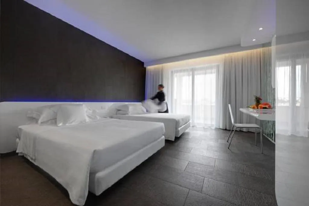 QUADRUPLE CLASSIC Room, A Point Porto Ercole & Spa, Rome