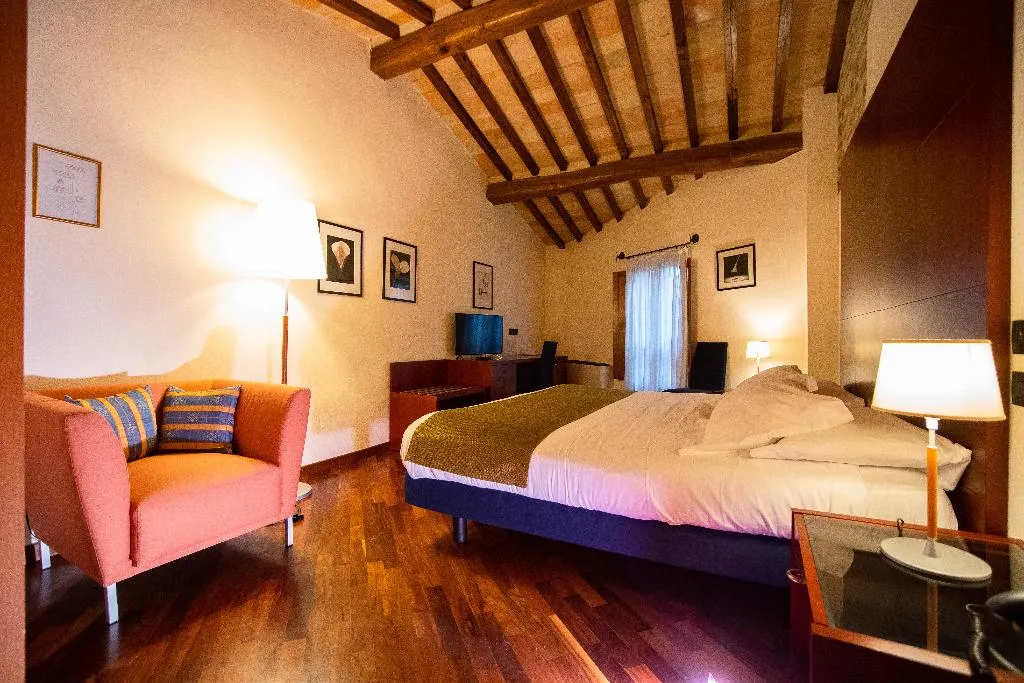 DOUBLE DELUXE Room, Relais & Spa La Corte Di Bettona, Perugia